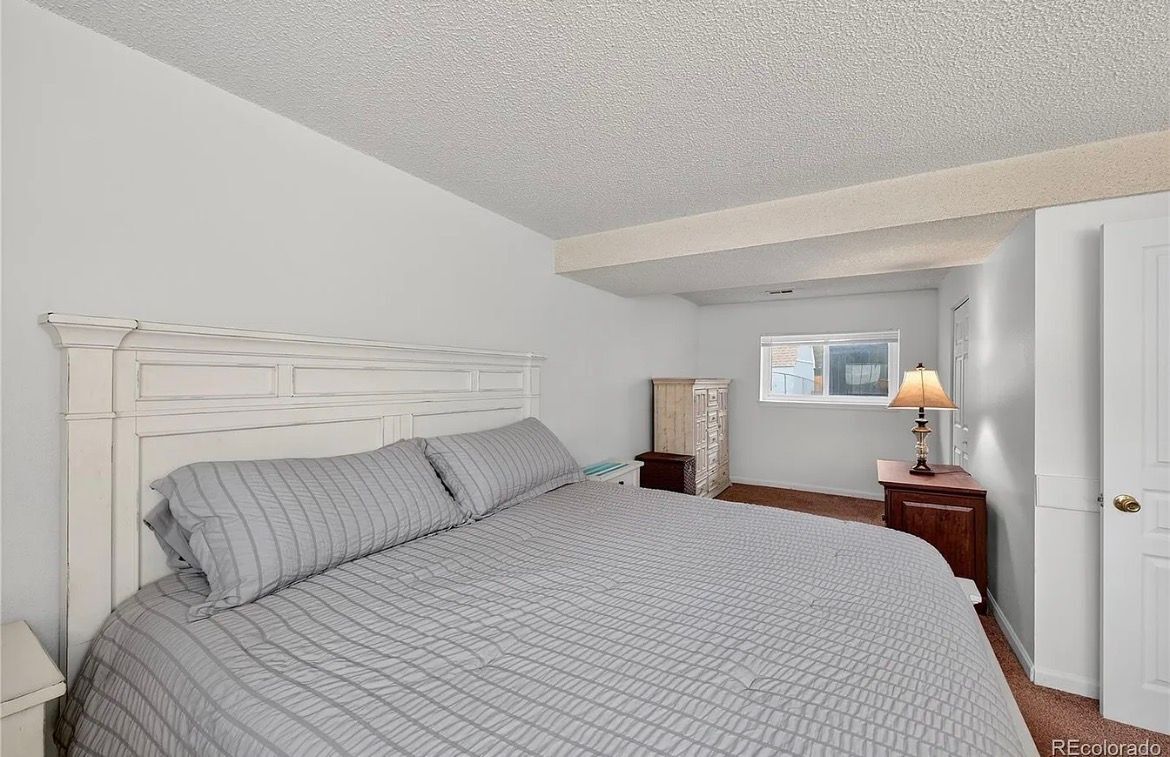 Building Photo - 1847 S Yampa Way