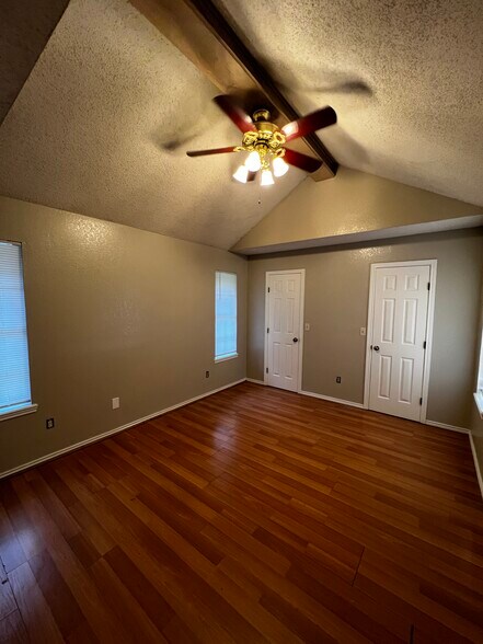 Building Photo - 3535 Warwick Glen Dr