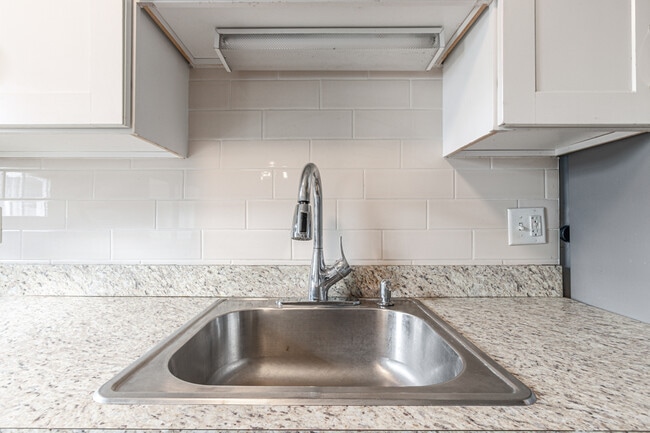 Building Photo - 3520 Tower Dr