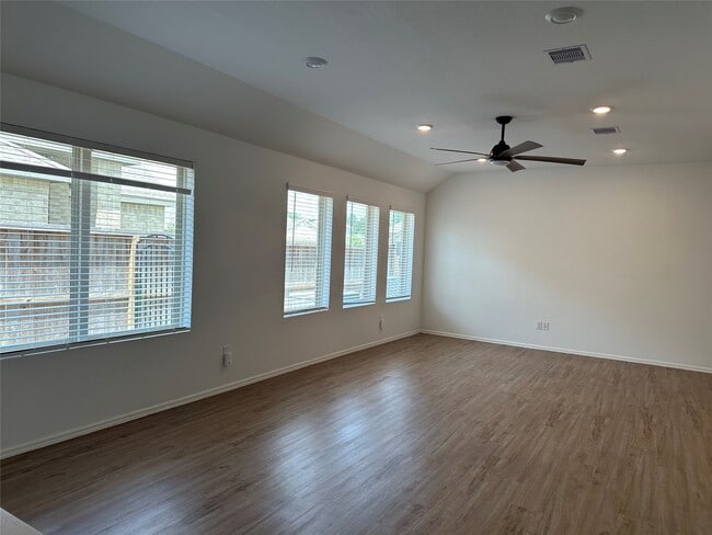 Building Photo - 6210 Russett Elm Ct