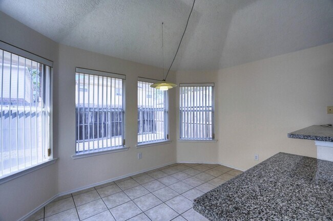 Building Photo - 1226 Berrystone Trail