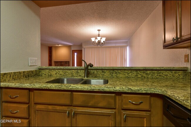 Building Photo - 710 N Resler Dr