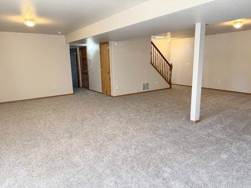 Building Photo - 7724 Amberly Dr