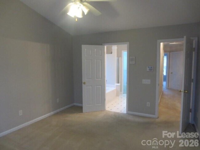 Building Photo - 7531 Double Springs Ct