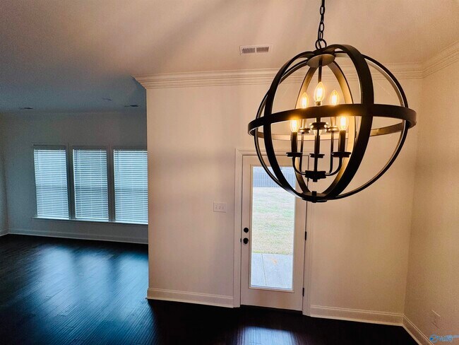 Building Photo - 9071 Mountain Preserve Blvd SE