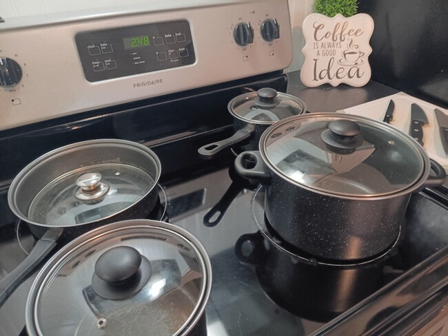 Building Photo - 280 Plainfield St