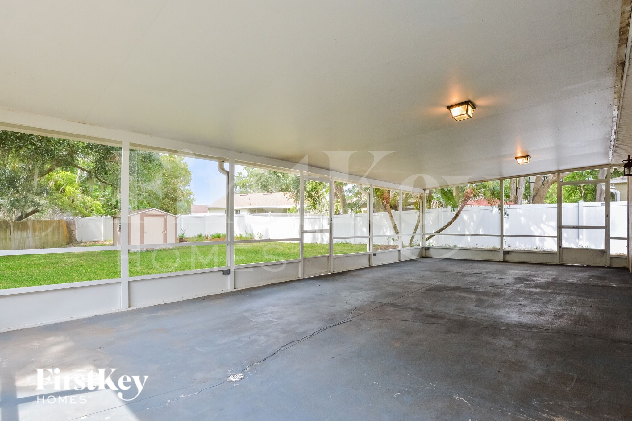 Building Photo - 1741 W Marshall Lake Dr