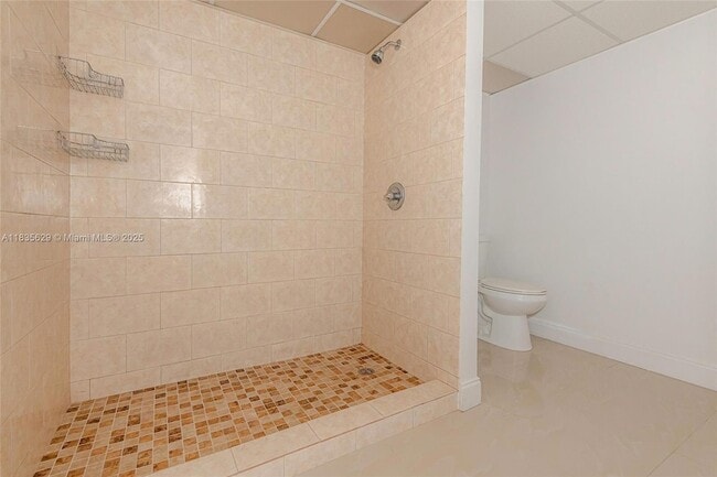 Building Photo - 6455 SW 116th Pl