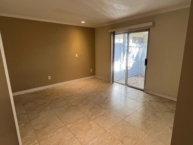 Building Photo - 18501 Vidora Dr