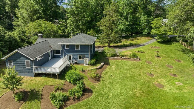 Building Photo - 119 Mustato Rd