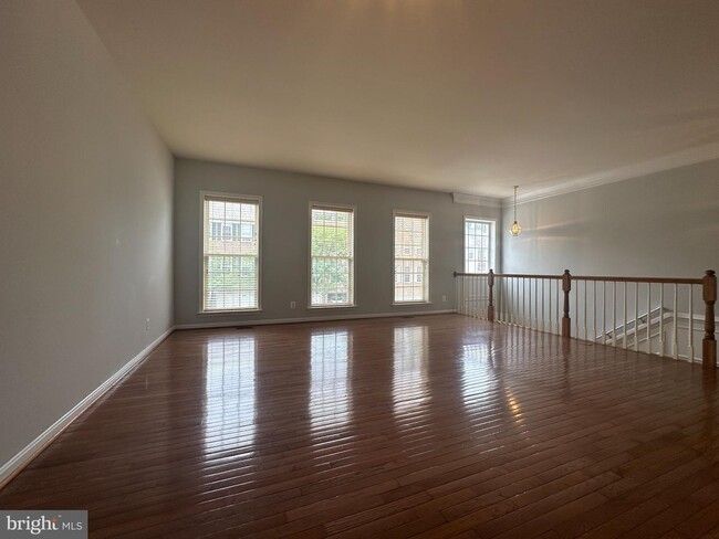Building Photo - 45760 Smoketree Terrace