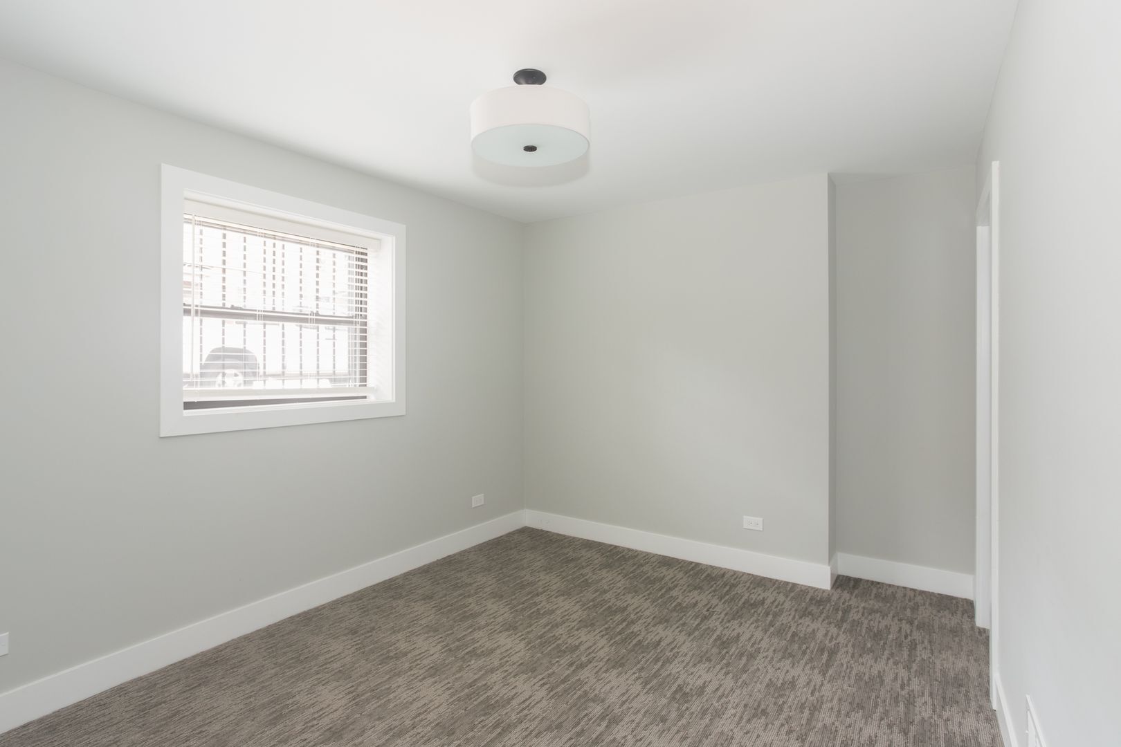 Building Photo - 4409 N Seeley Ave