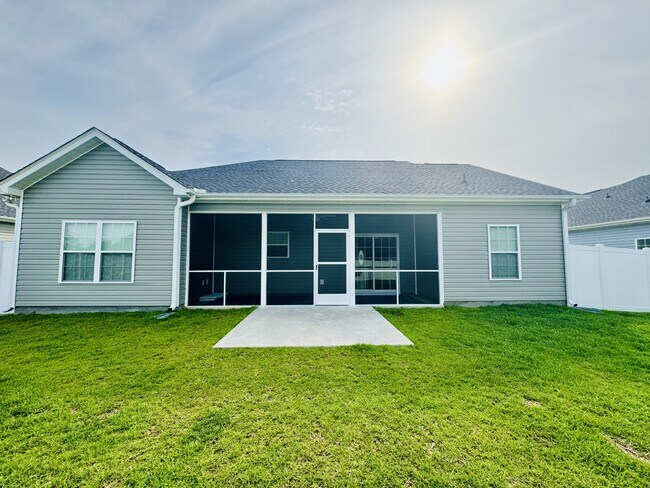 Building Photo - 211 Copperwood Lp