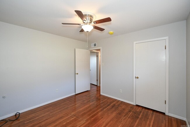 Building Photo - 1331 Starfield Rd