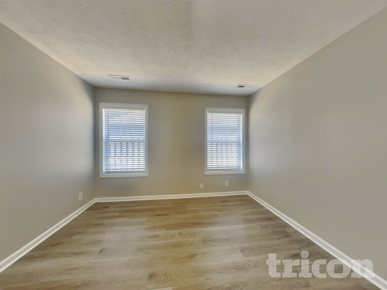Building Photo - 980 Culverson Ct