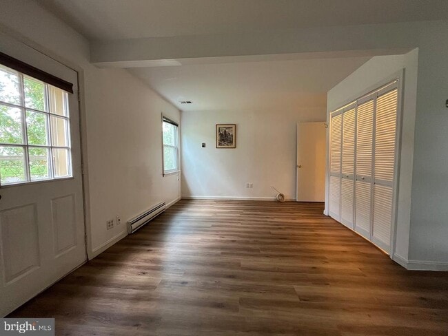 Building Photo - 12701 Pinecrest Rd