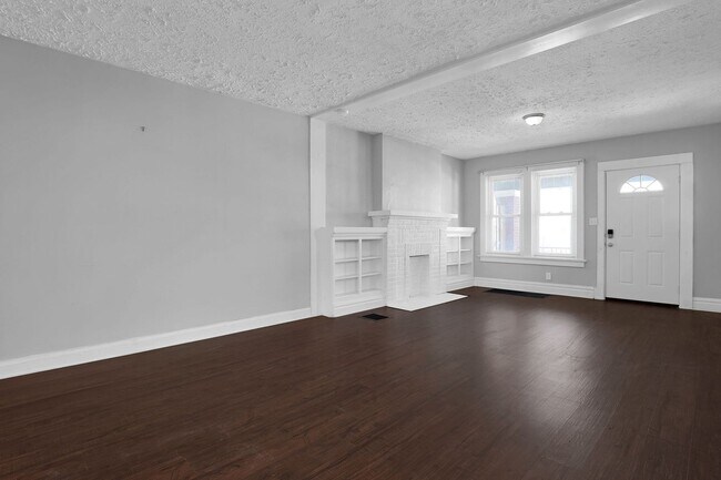 Building Photo - 816-818 Wager Street