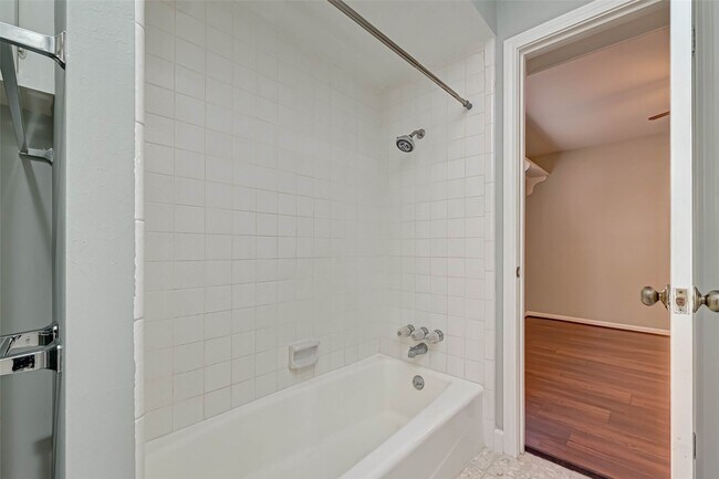 Building Photo - 1903 Wagon Gap Trail