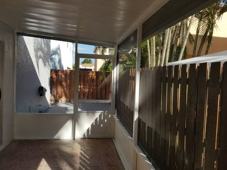 Building Photo - 14746 SW 90th Terrace