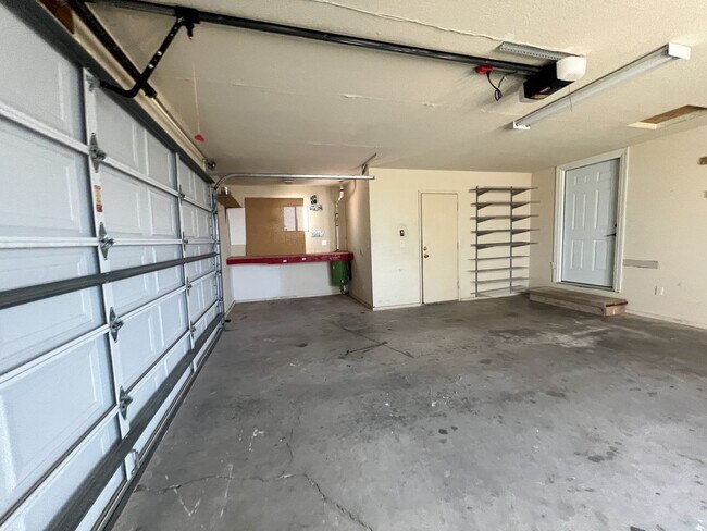Building Photo - HOUSE - COTTONWOOD
