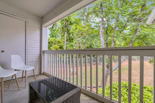 Building Photo - 290 Appleby Dr