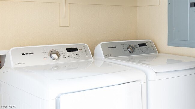 Building Photo - 7565 Norman Rockwell Ln