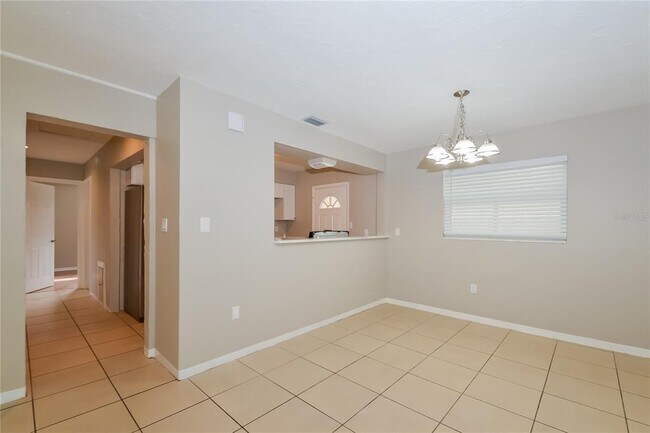 Building Photo - 3211 21st Ave Dr W