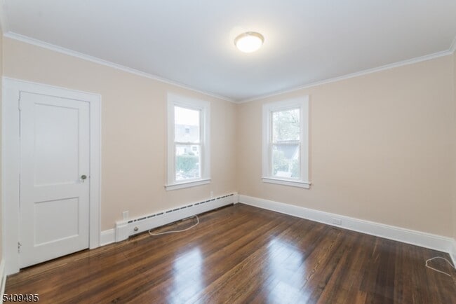 Building Photo - 72 Claremont Ave