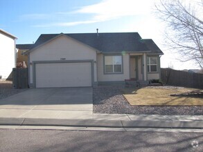 Building Photo - Cute 3 Bedroom Rancher in Eastern Colorado...