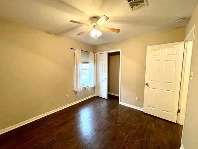 Building Photo - Charming 3-Bedroom Oasis in Round Rock