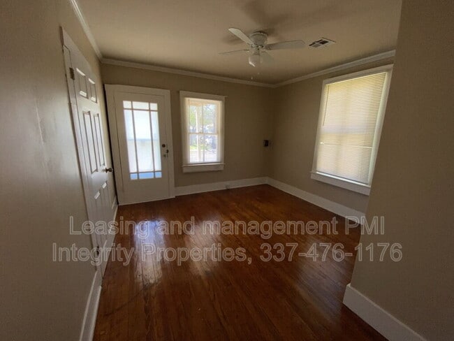 Building Photo - 218 Royal St