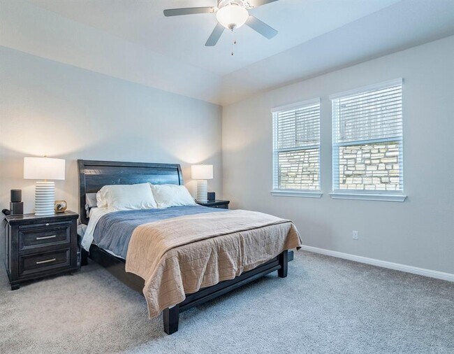 Building Photo - 261 Cathedral Mountain Dr
