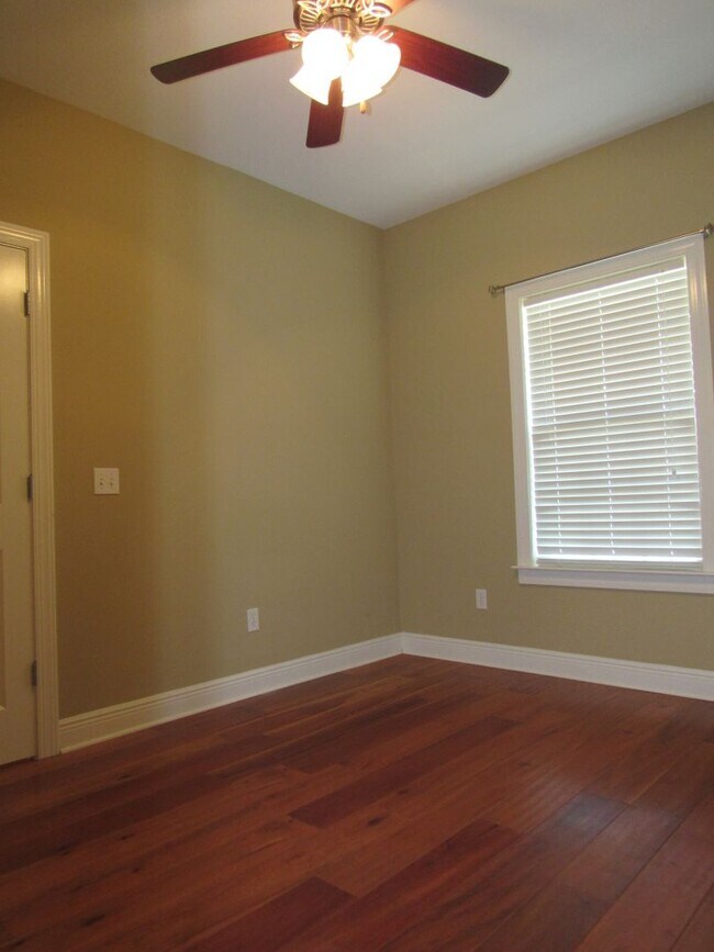 Building Photo - Valley Chase Subdivision!