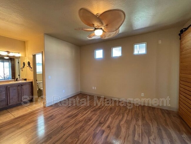 Building Photo - 530 S Coral Cv