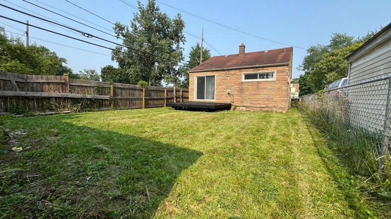 Building Photo - 11755 Berwyn Ave
