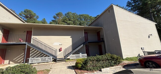 Primary Photo - 6400 Starbrook Dr