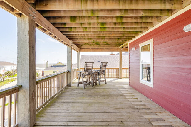 Building Photo - 907 S Cove Dr