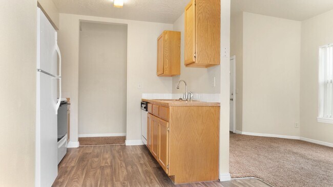 Building Photo - Sugar Street Townhomes