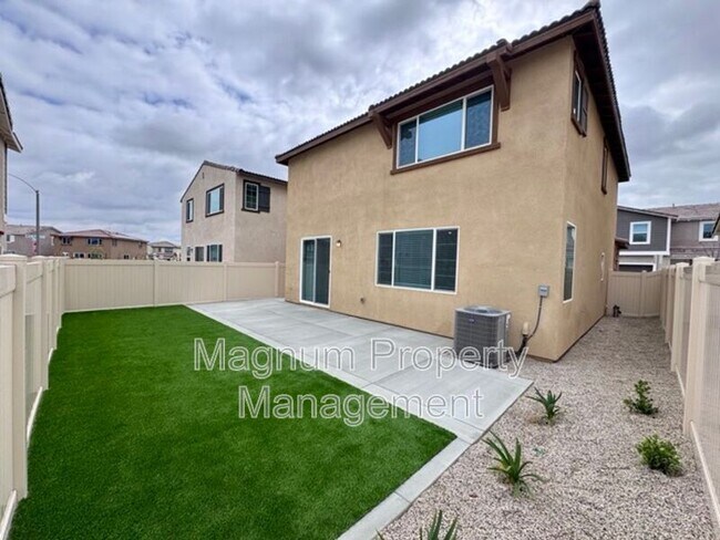 Building Photo - 30326 Corte Santa Barbara