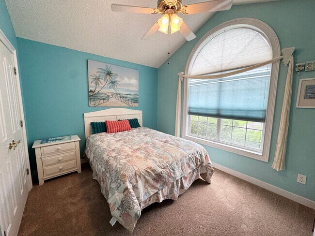 Building Photo - Longs - 3 Bedroom / 2 Bathroom Fully Furnished Home