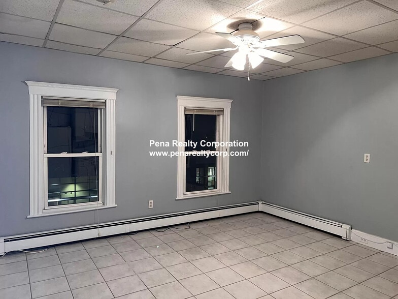 Building Photo - 80 Park Ave