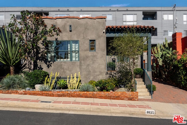 Building Photo - 8835 Betty Way