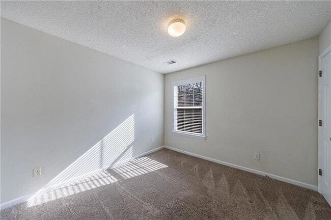 Building Photo - 2819 Ashleigh Ln