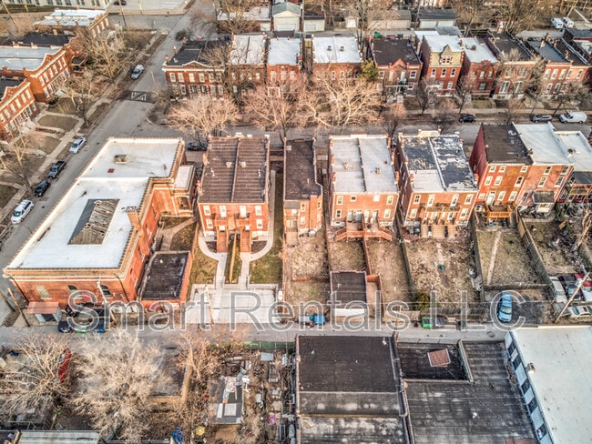 Building Photo - 2211 Indiana Ave