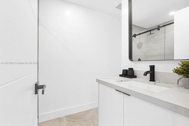 Building Photo - 84 NW 48th St