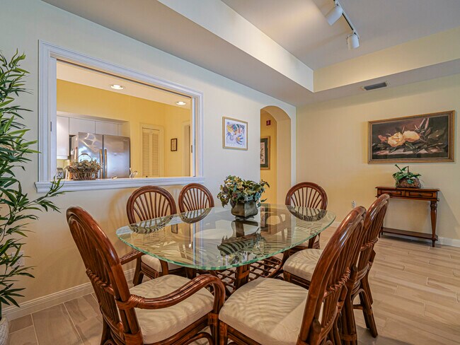 Building Photo - 5225 E Harbor Village Dr