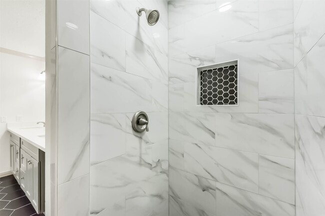 Building Photo - 4214 Brightwood Dr