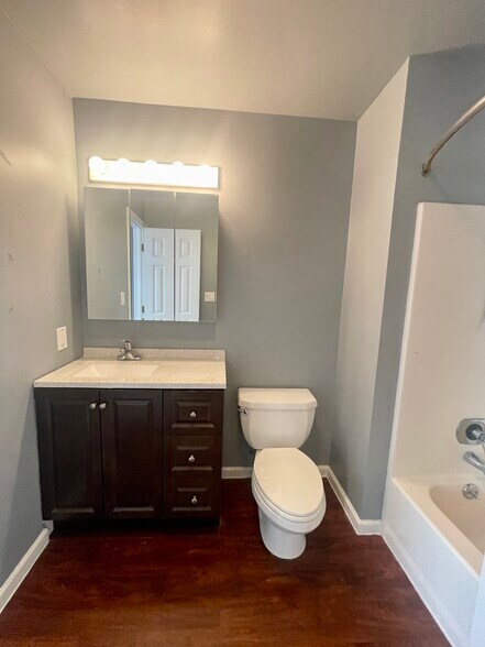 Building Photo - 23 Briarwood Way