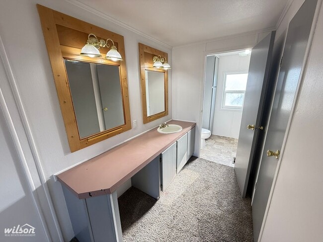 Building Photo - Spacious 3 Bed / 2 Bath Country Home on 1 Acre – Tieton, WA