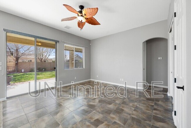 Building Photo - 4795 Edgemont Rd